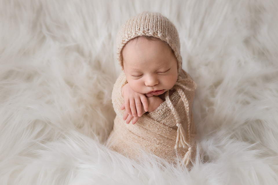 Central Alberta Newborn Photographer | Winter | Sweet Charlotte - | The ...