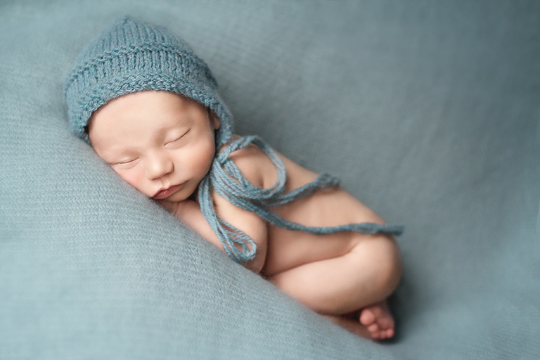 blackfalds newborn photographer, blue newborn photo, newborn photoshoot, red deer newborn photographer